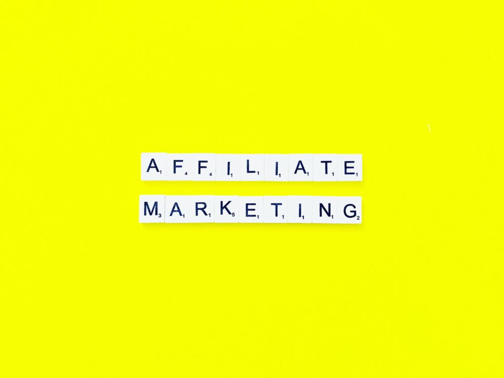 how to make money online with affiliate marketing